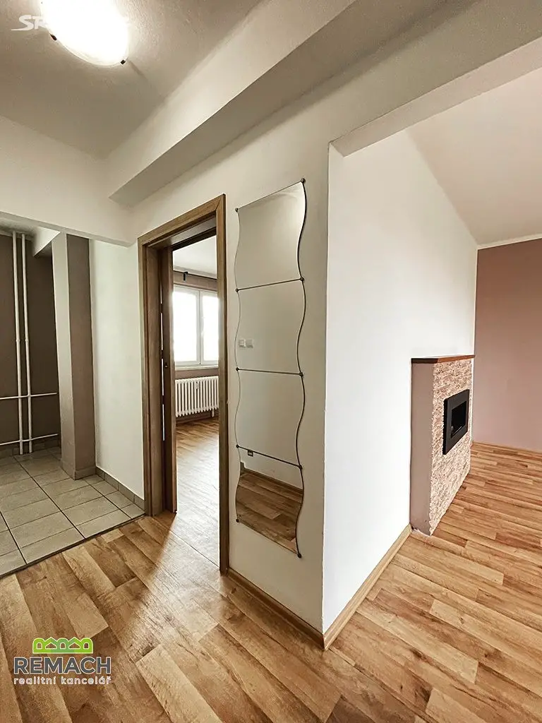 Pronájem bytu 2+1 54 m², Bachmačská, Ostrava - Moravská Ostrava