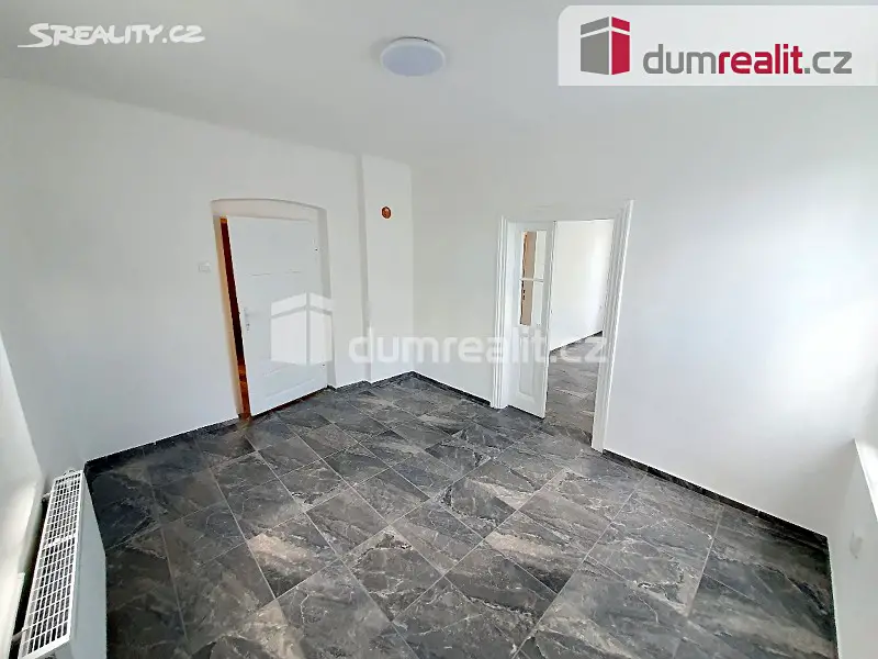 Pronájem bytu 2+1 47 m², V Lomech, Plzeň - Bolevec