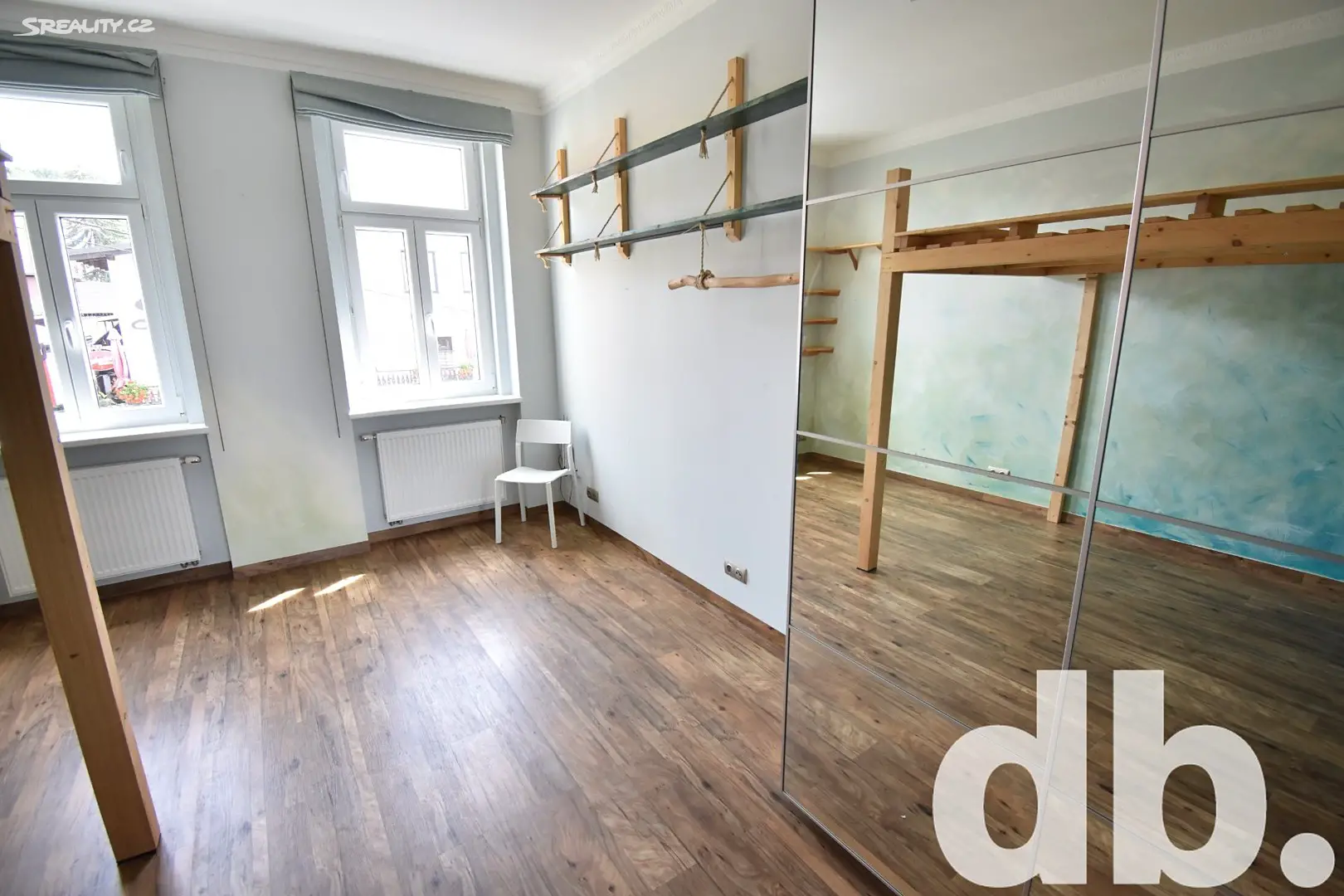 Pronájem bytu 2+kk 30 m², Komenského, Karlovy Vary - Doubí