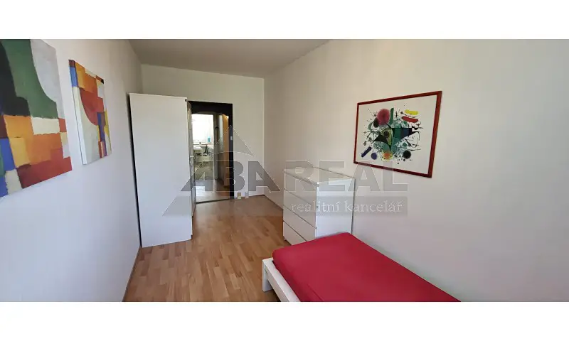 Pronájem bytu 3+1 69 m², Angelovova, Praha 4 - Modřany