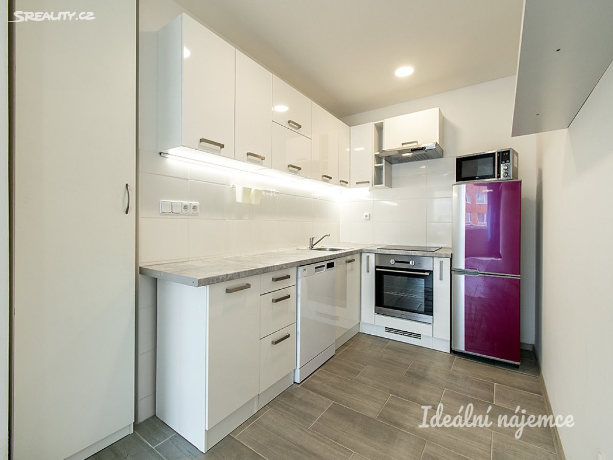 Pronájem bytu 3+kk 66 m², Kpt. Stránského, Praha 9 - Černý Most