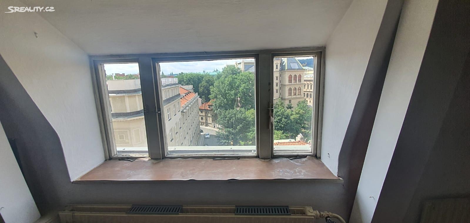 Pronájem bytu 4+kk 126 m² (Mezonet), Břehová, Praha 1 - Josefov