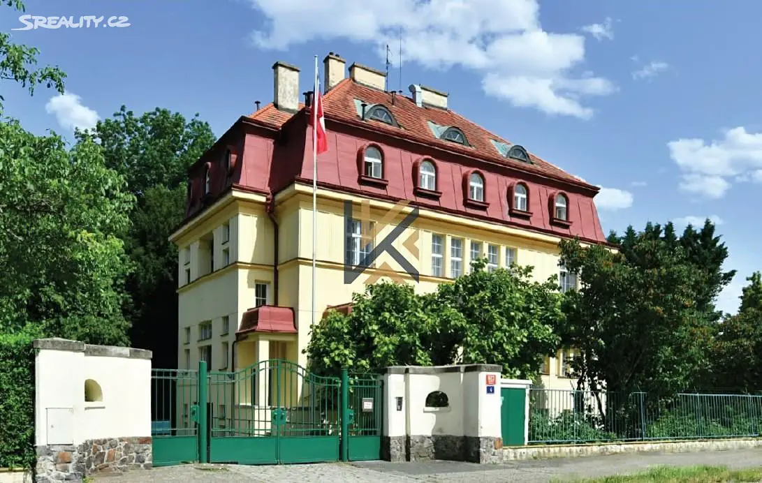Pronájem  vily 951 m², pozemek 2 098 m², U Vorlíků, Praha 6 - Bubeneč
