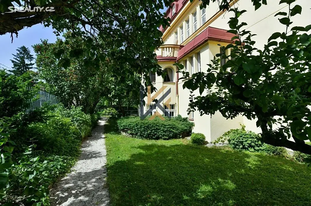 Pronájem  vily 951 m², pozemek 2 098 m², U Vorlíků, Praha 6 - Bubeneč