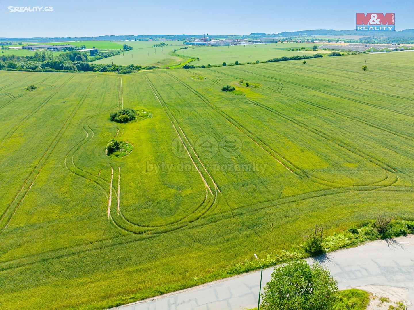 Prodej  komerčního pozemku 6 378 m², Žďárského, Kožichovice