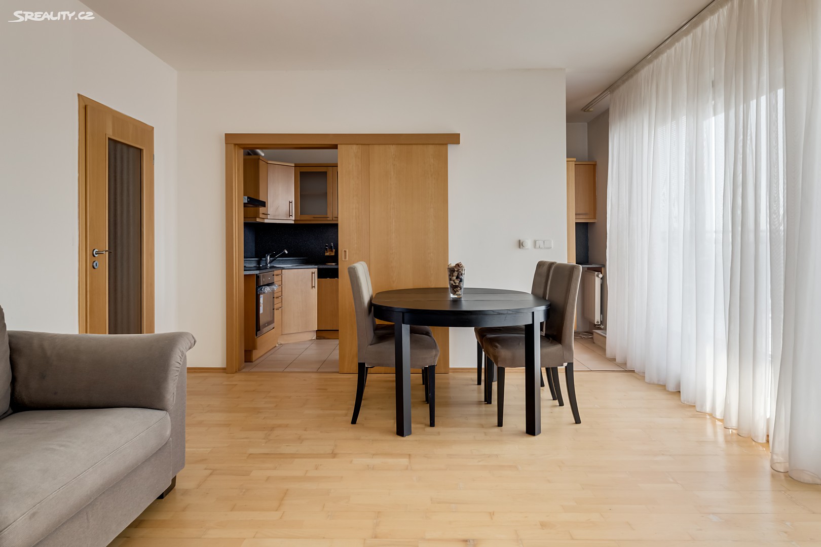 Pronájem bytu 3+kk 73 m², Univerzitní, Praha 10 - Malešice