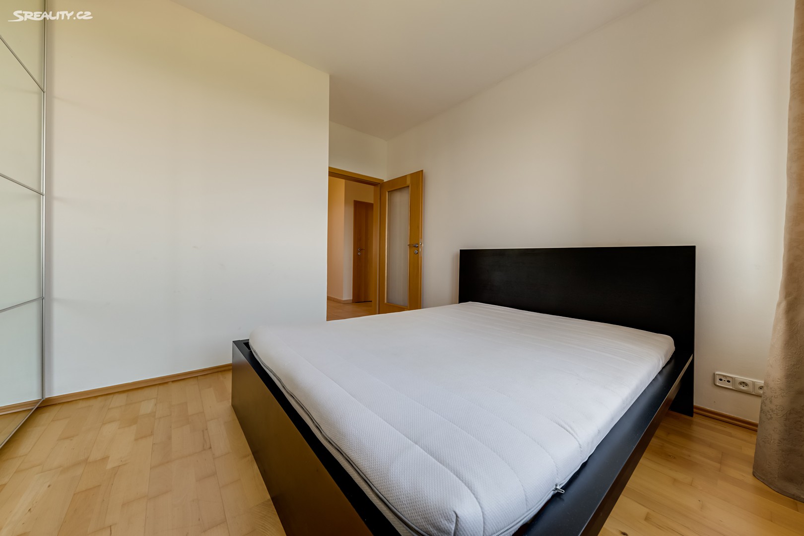 Pronájem bytu 3+kk 73 m², Univerzitní, Praha 10 - Malešice