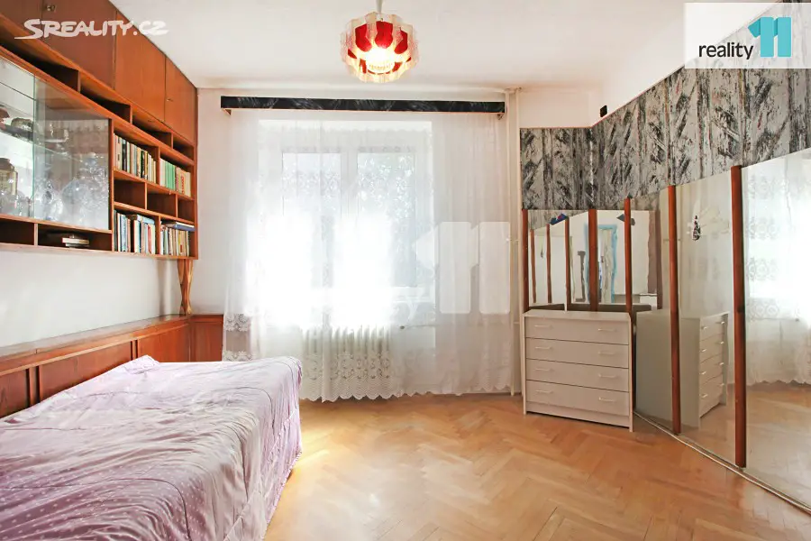 Prodej bytu 2+1 52 m², Jabloňová, Praha - Záběhlice