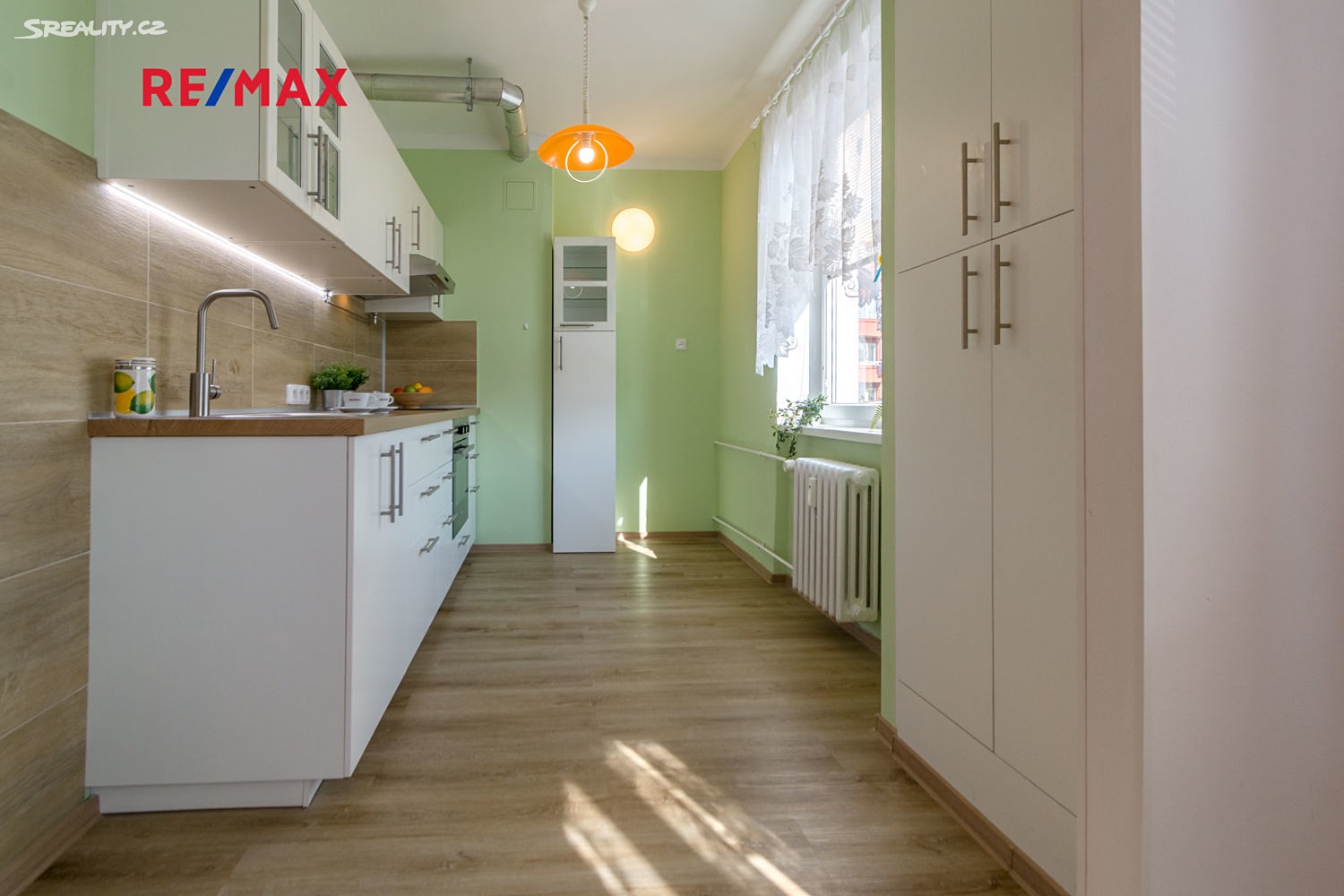 Prodej bytu 2+kk 51 m², Antonína Dvořáka, Hradec Králové - Pražské Předměstí