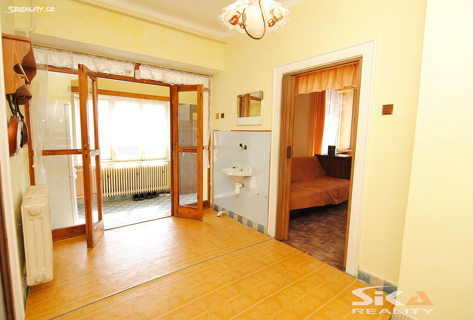 Prodej  rodinného domu 96 m², pozemek 294 m², Husova, Černčice