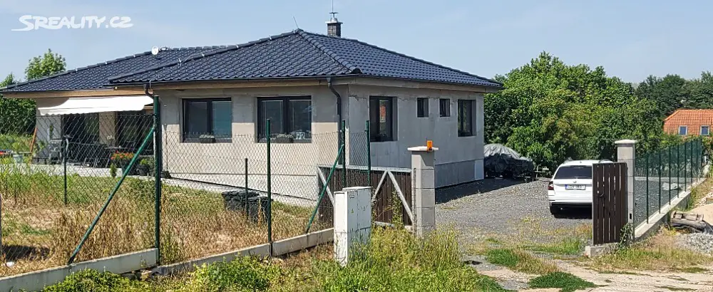 Prodej  rodinného domu 122 m², pozemek 1 749 m², Kropáčova Vrutice - Střížovice, okres Mladá Boleslav