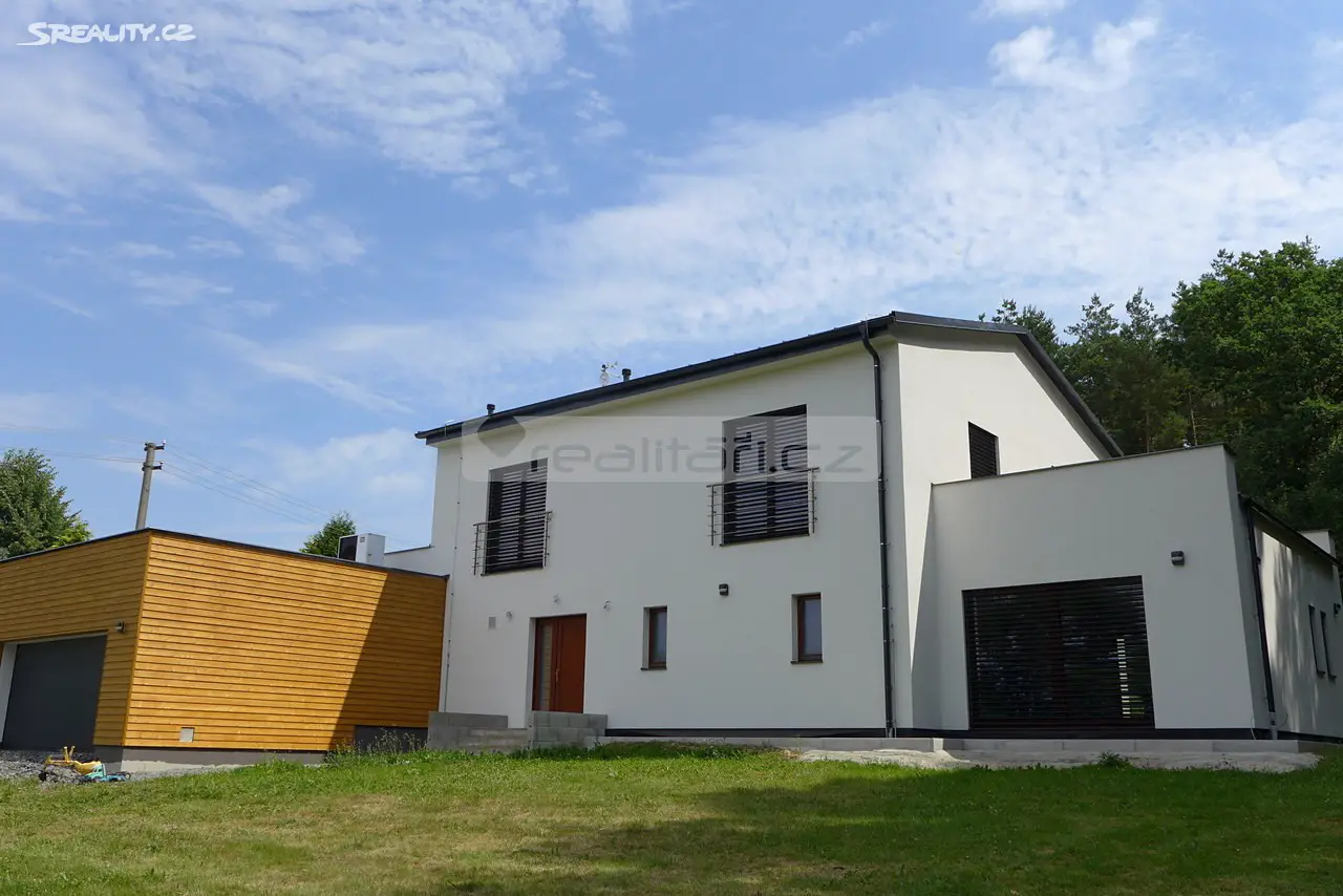 Prodej  rodinného domu 282 m², pozemek 4 803 m², Řenče, okres Plzeň-jih