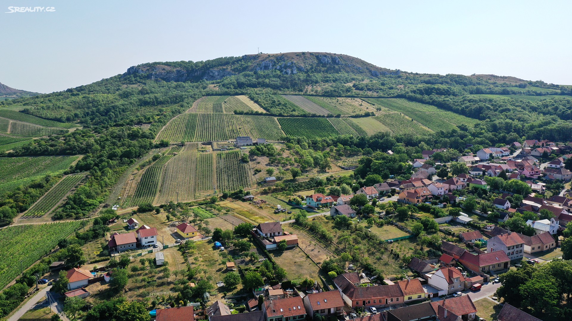 Prodej  stavebního pozemku 930 m², Bavory, okres Břeclav