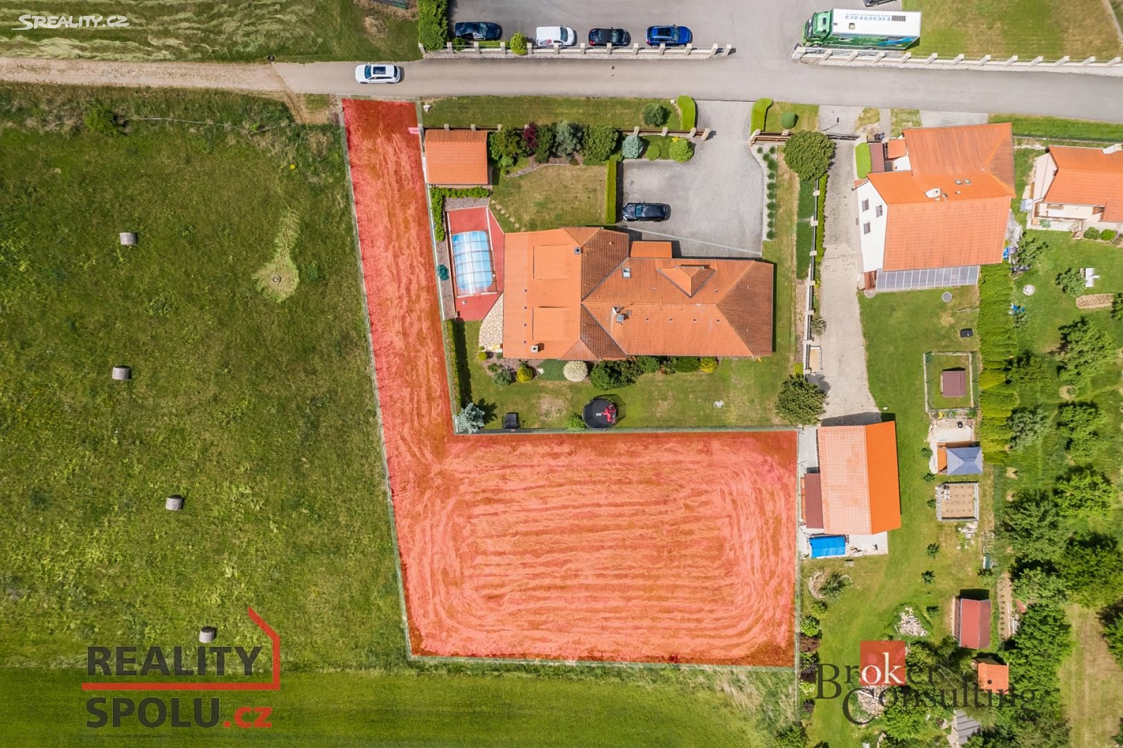 Prodej  pozemku 1 460 m², Korno, okres Beroun
