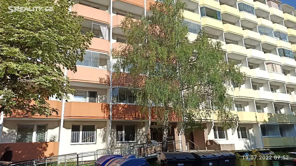 Pronájem bytu 1+kk 29 m², J. Valčíka, Otrokovice - Kvítkovice