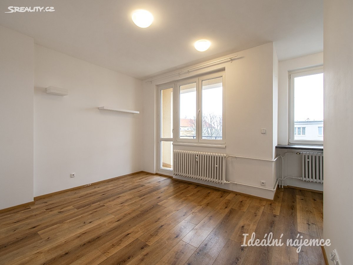 Pronájem bytu 2+kk 48 m², Na Petřinách, Praha 6 - Veleslavín