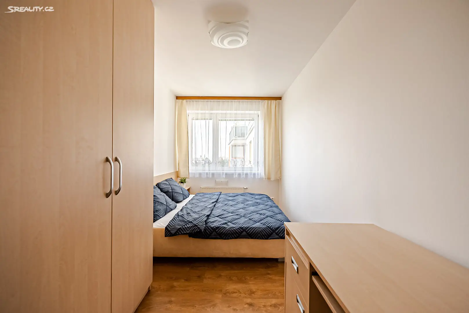 Pronájem bytu 3+kk 95 m², Velká skála, Praha 8 - Troja