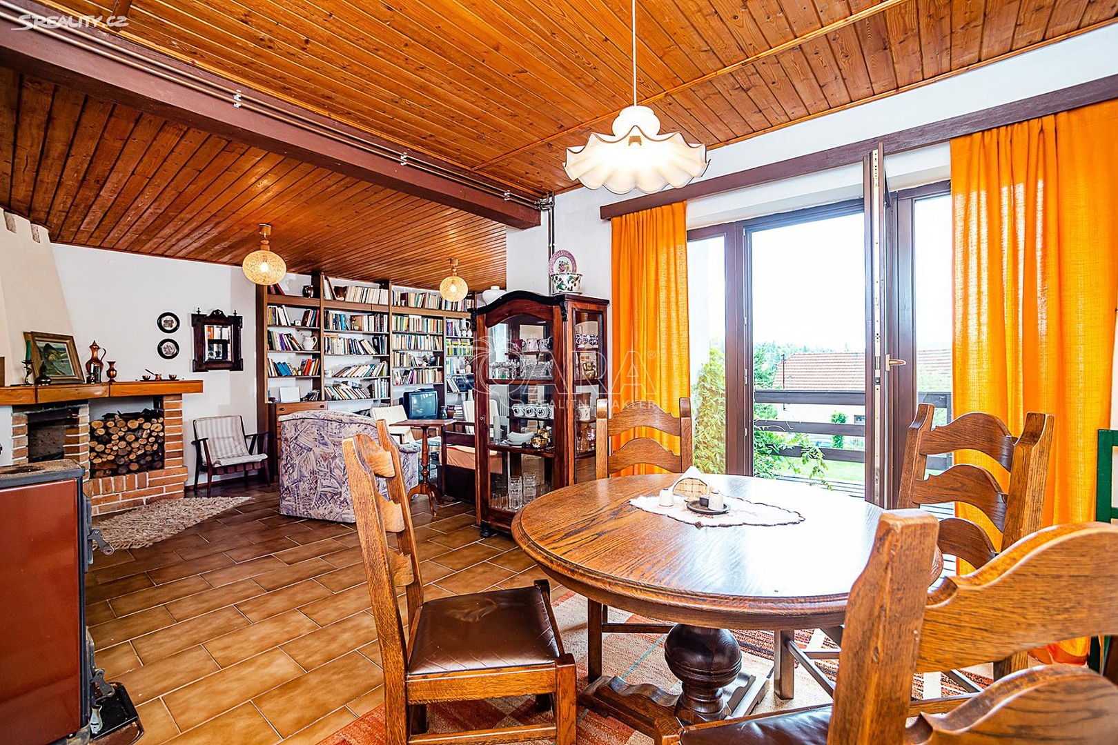 Prodej  rodinného domu 205 m², pozemek 585 m², K Pařezu, Vyžlovka