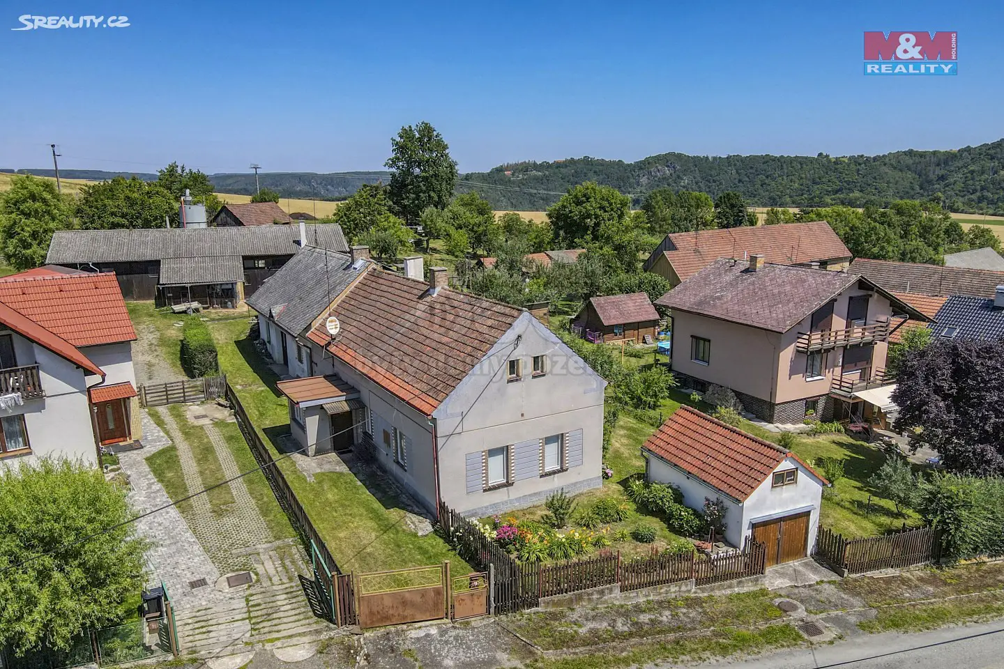 Prodej  rodinného domu 235 m², pozemek 1 364 m², Kozojedy - Robčice, okres Plzeň-sever