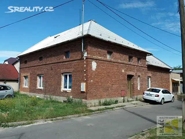 Prodej  rodinného domu 190 m², pozemek 384 m², Prusinovice, okres Kroměříž