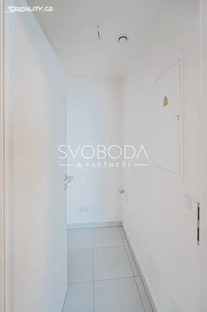 Pronájem bytu 3+kk 62 m², Antonína Petrofa, Hradec Králové - Nový Hradec Králové