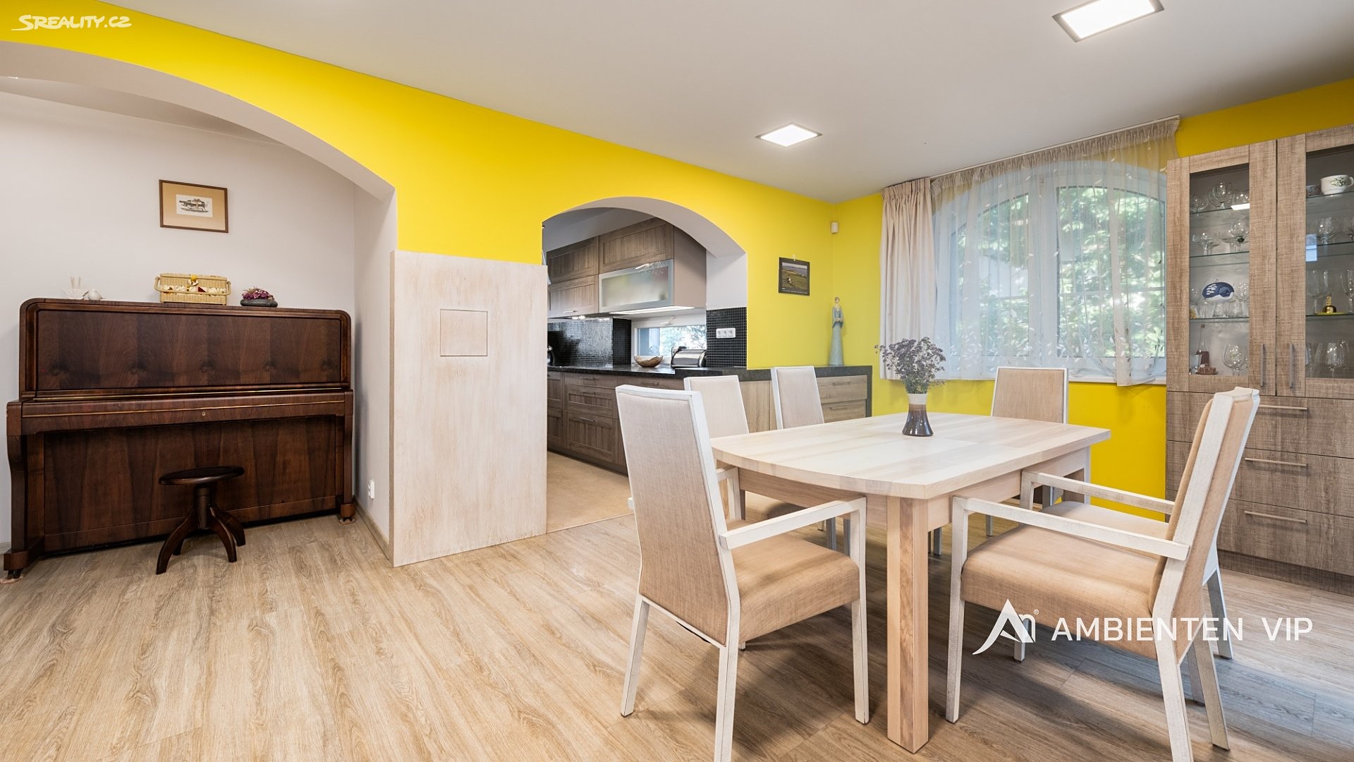 Prodej  rodinného domu 370 m², pozemek 521 m², Brno - Jundrov, okres Brno-město