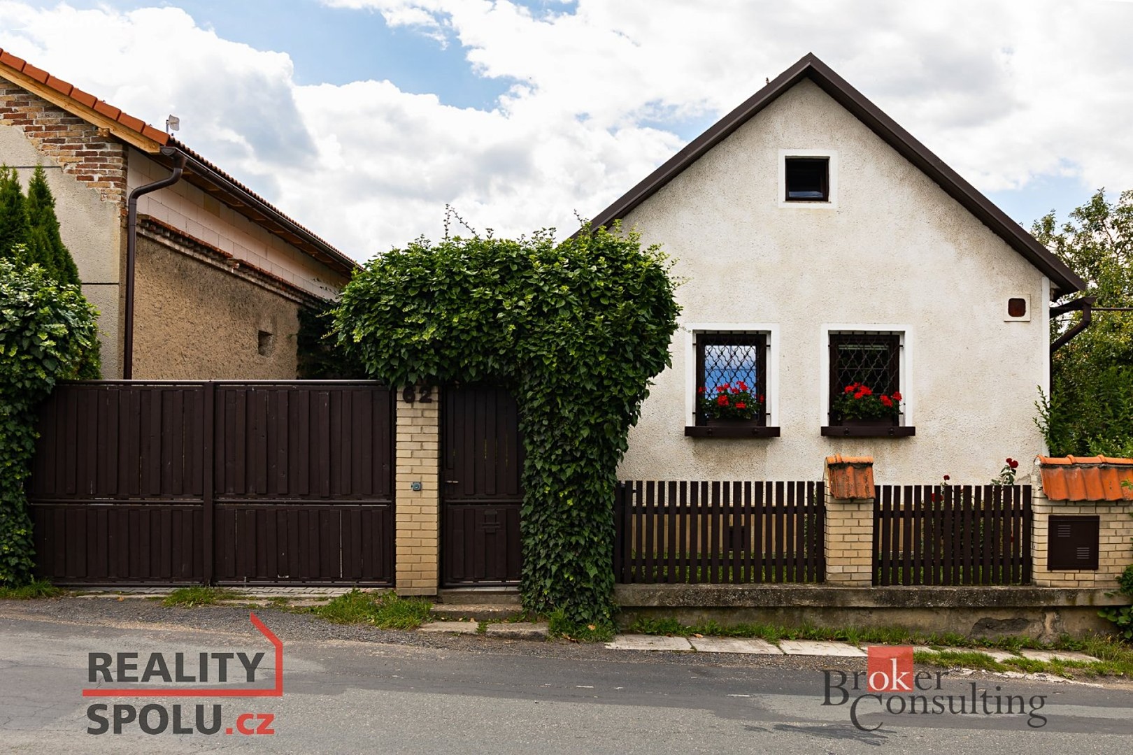 Prodej  rodinného domu 120 m², pozemek 318 m², Chlustina, okres Beroun