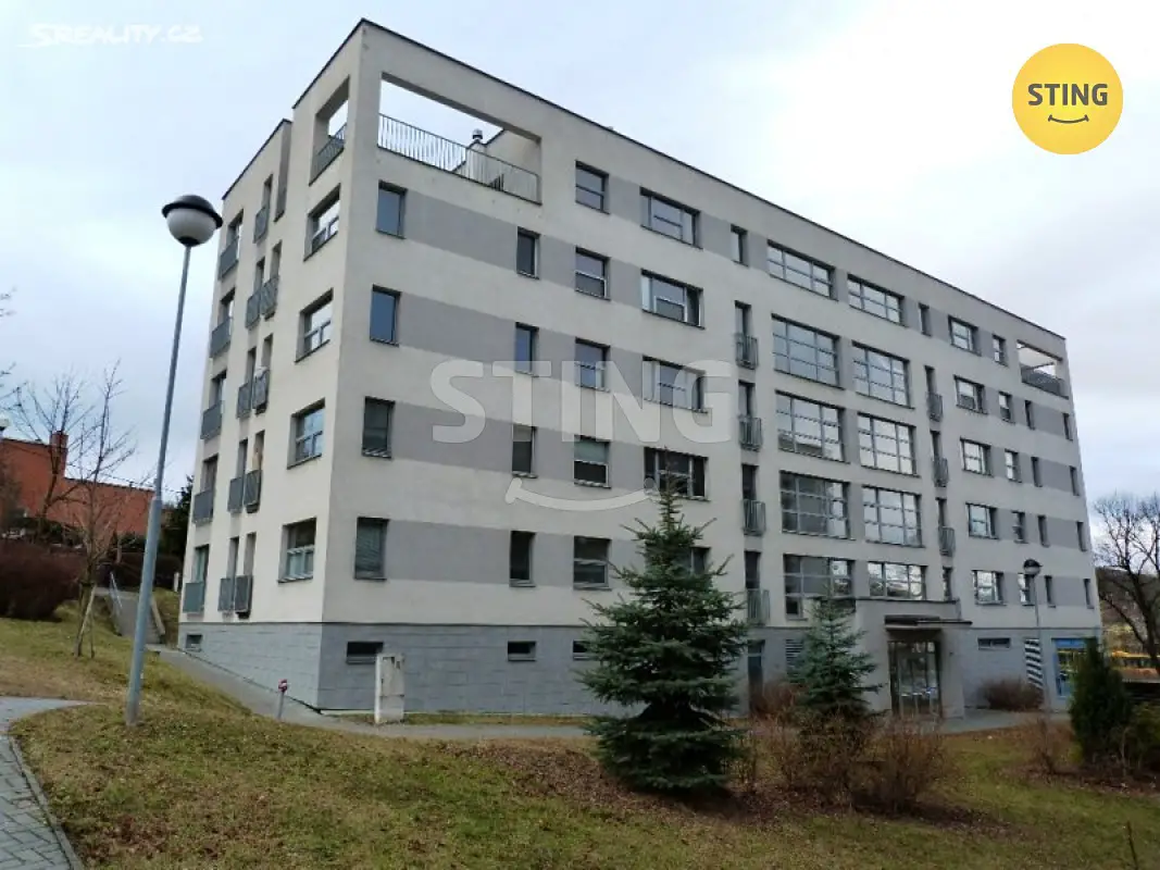 Pronájem bytu 1+kk 42 m², Březnická, Zlín