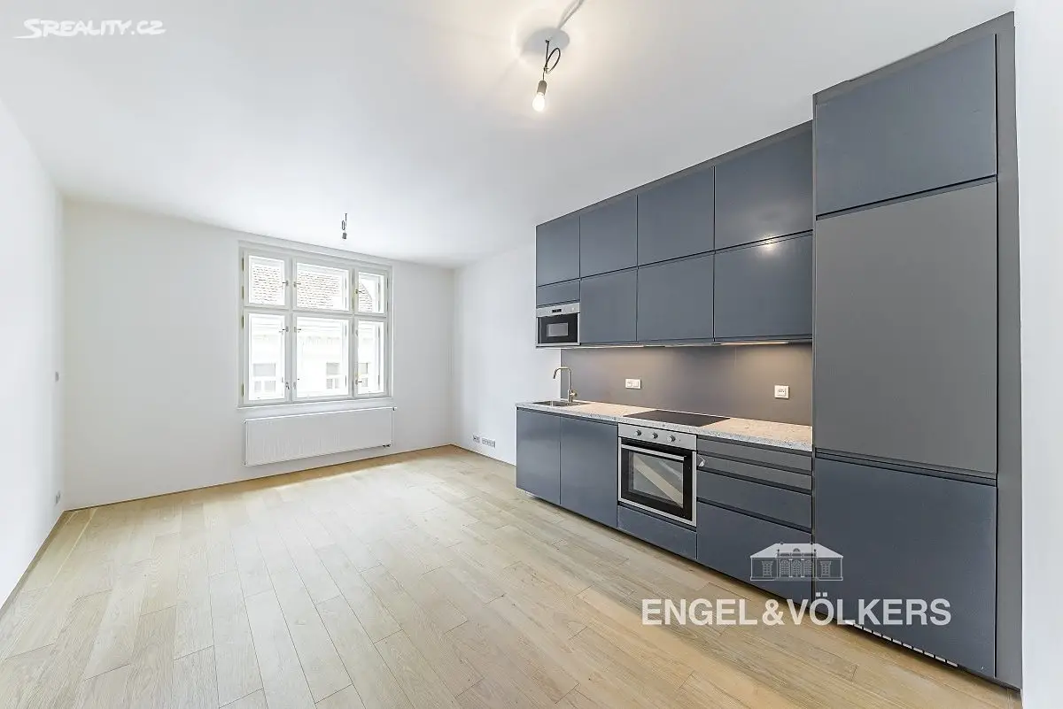 Pronájem bytu 3+kk 61 m², Bořivojova, Praha 3 - Žižkov