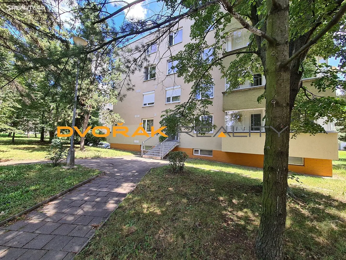 Prodej bytu 1+1 44 m², Studená, Brno - Lesná