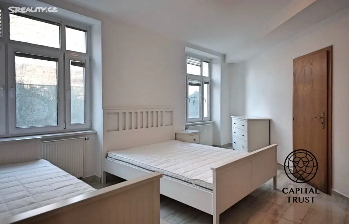 Pronájem bytu 2+1 120 m², K zámku, Praha 9 - Dolní Počernice