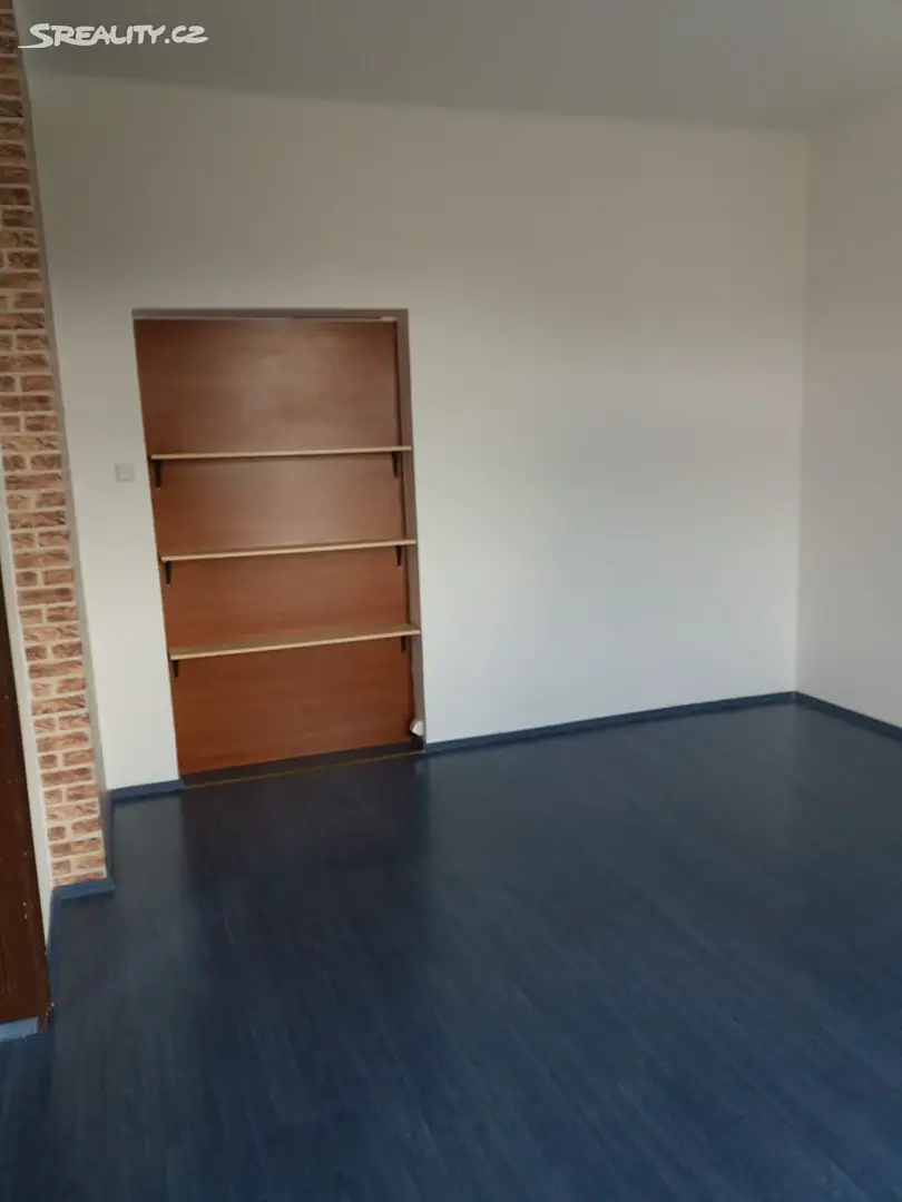 Pronájem bytu 2+1 75 m², Bjarnata Krawce, Varnsdorf