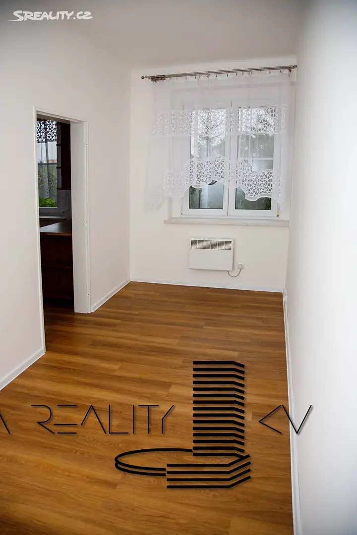 Pronájem bytu 2+kk 44 m², Anglická, Karlovy Vary - Drahovice