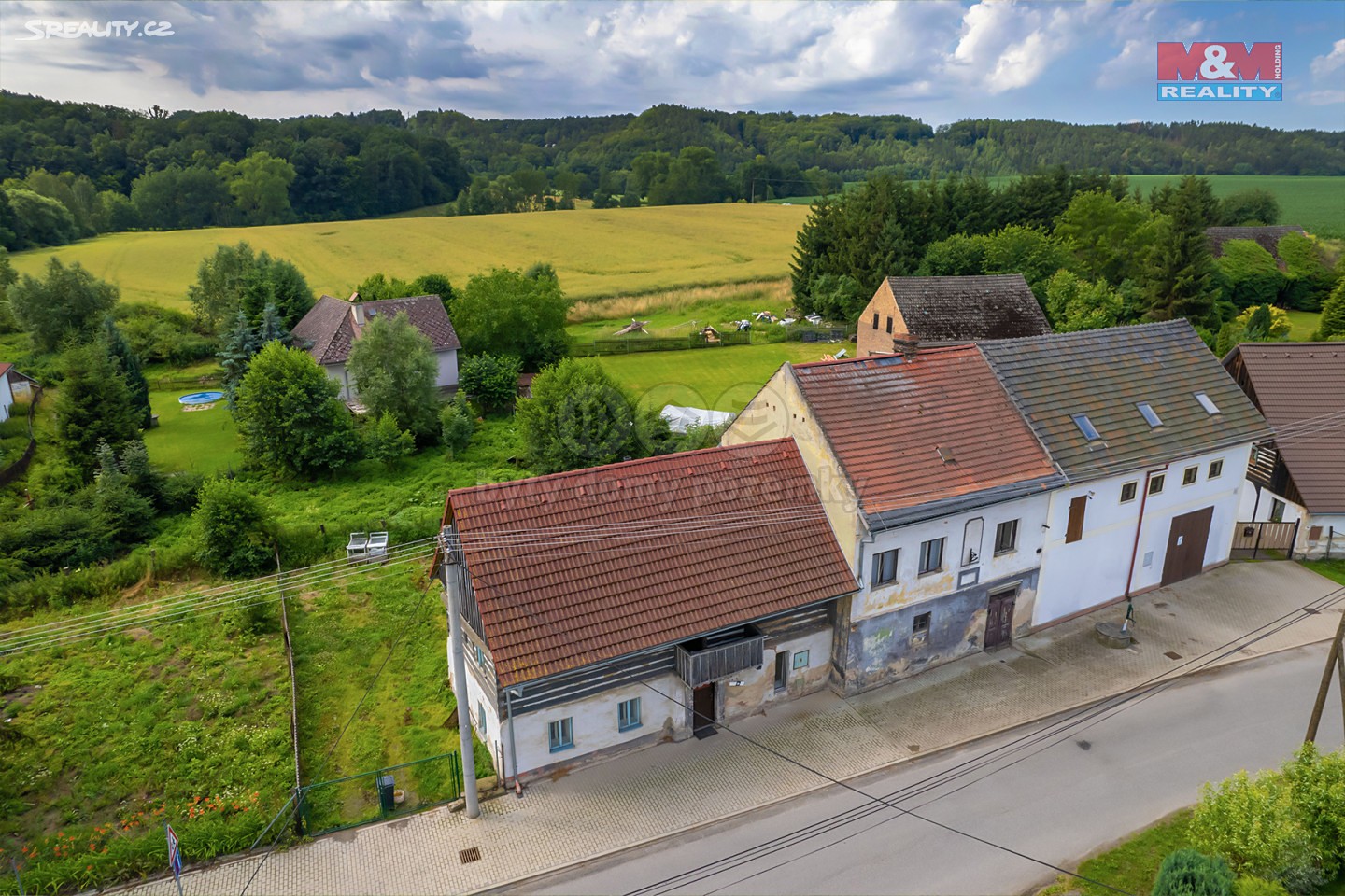 Prodej  rodinného domu 307 m², pozemek 307 m², Blíževedly - Litice, okres Česká Lípa