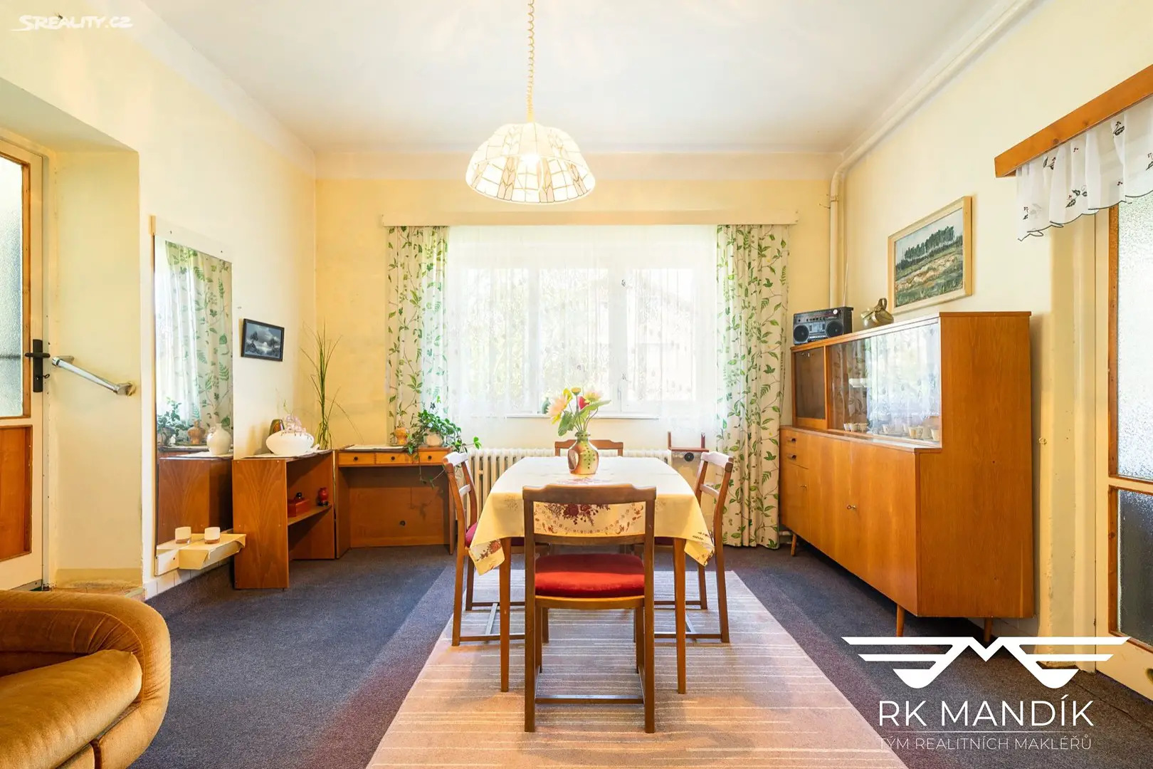 Prodej  rodinného domu 198 m², pozemek 2 625 m², Husova, Karlovy Vary - Stará Role