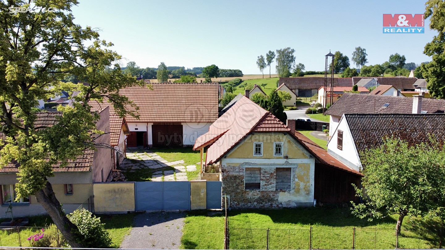 Prodej  rodinného domu 240 m², pozemek 804 m², Rataje, okres Tábor