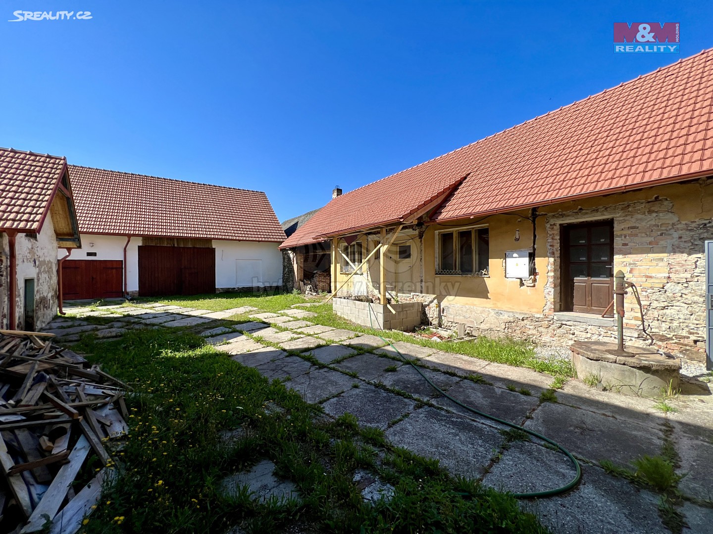 Prodej  rodinného domu 240 m², pozemek 804 m², Rataje, okres Tábor