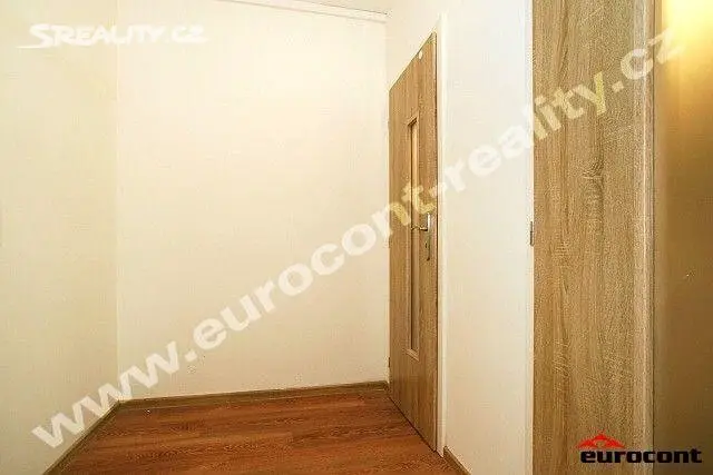Pronájem bytu 1+1 35 m², Benkova, Praha 4 - Chodov