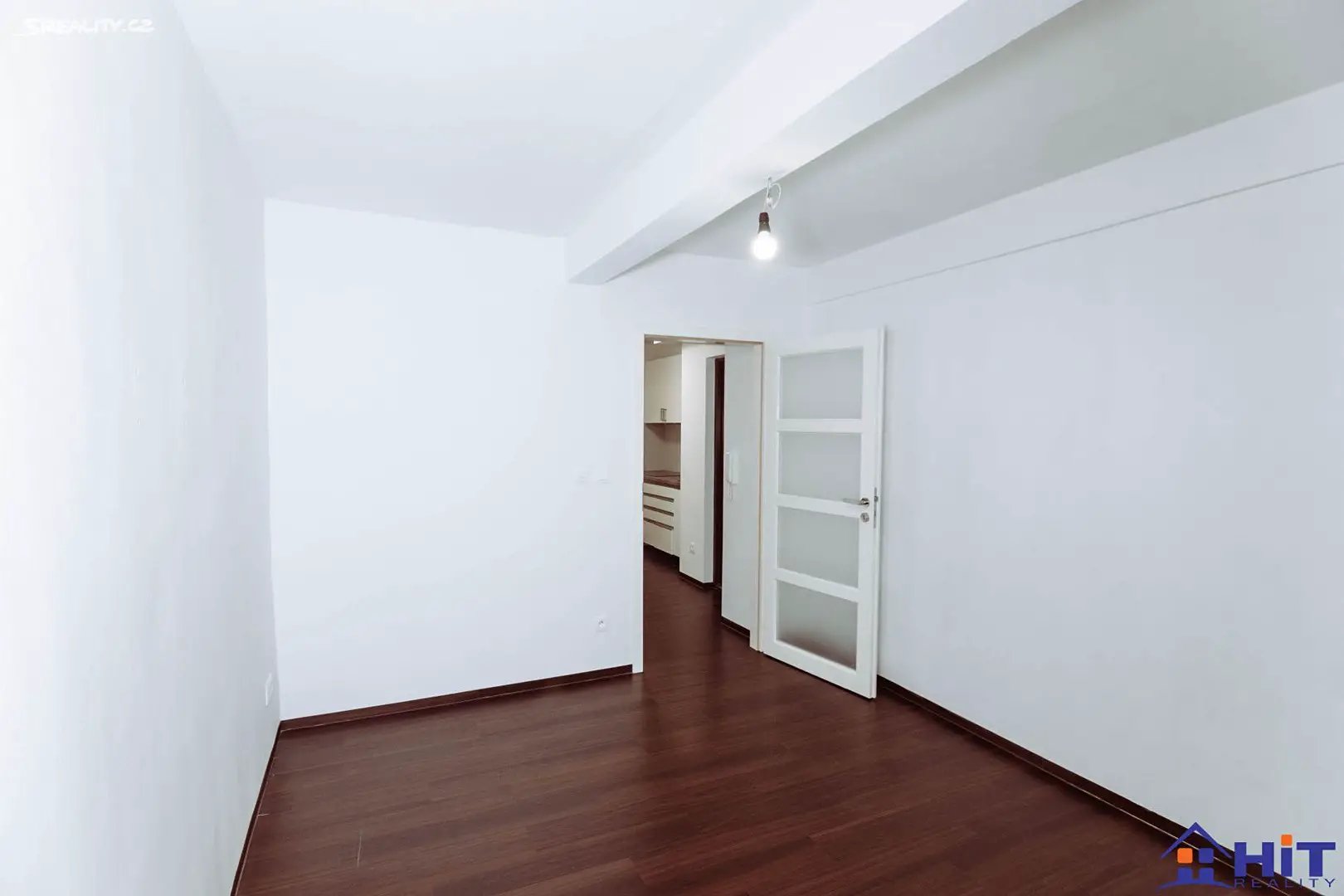 Pronájem bytu 2+1 39 m², Na Dolinách, Praha 4 - Nusle