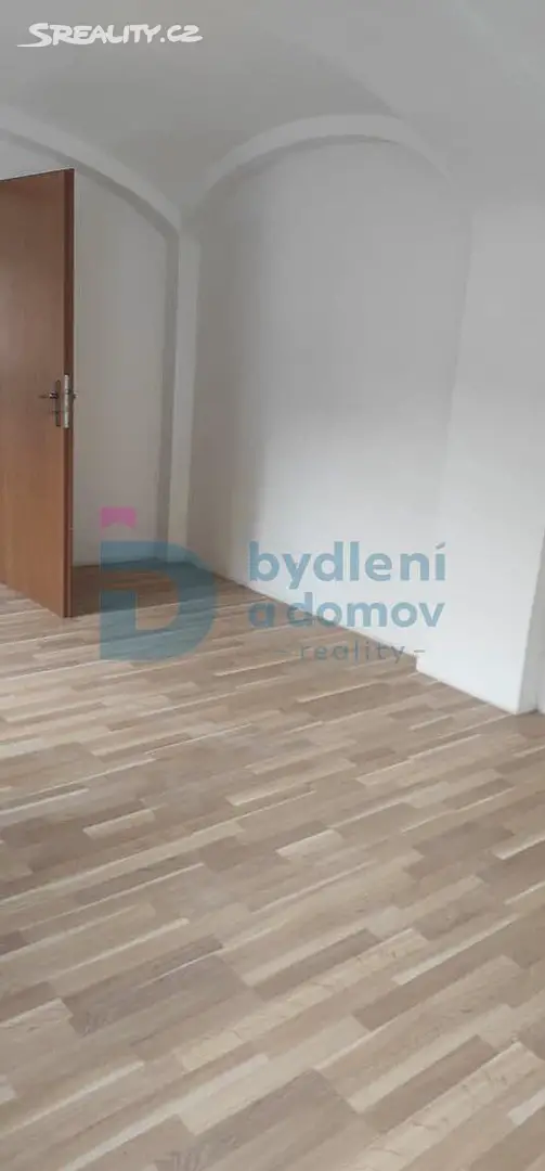 Pronájem bytu 2+1 52 m², Olomoucká, Šternberk
