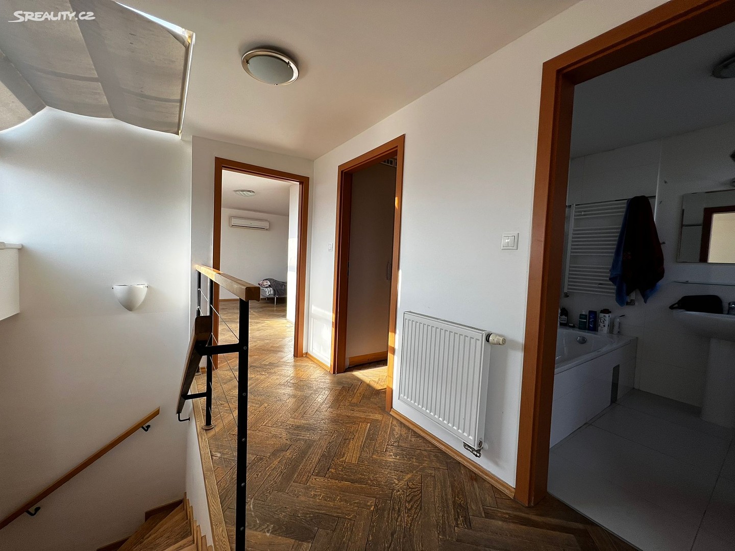 Pronájem bytu 3+1 90 m² (Mezonet), Chodská, Praha 2 - Vinohrady