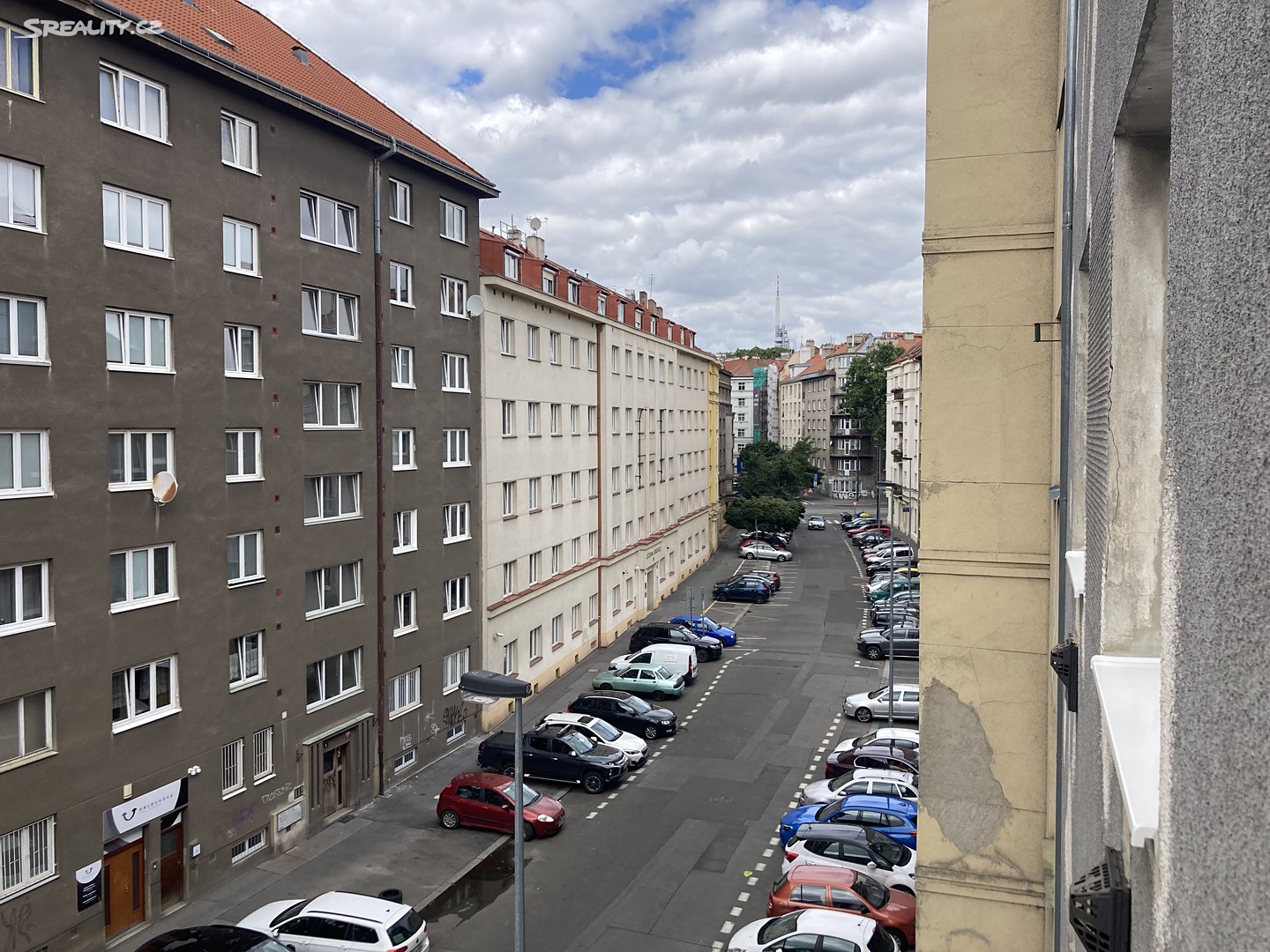 Prodej bytu 1+1 50 m², Oblouková, Praha 10 - Vršovice