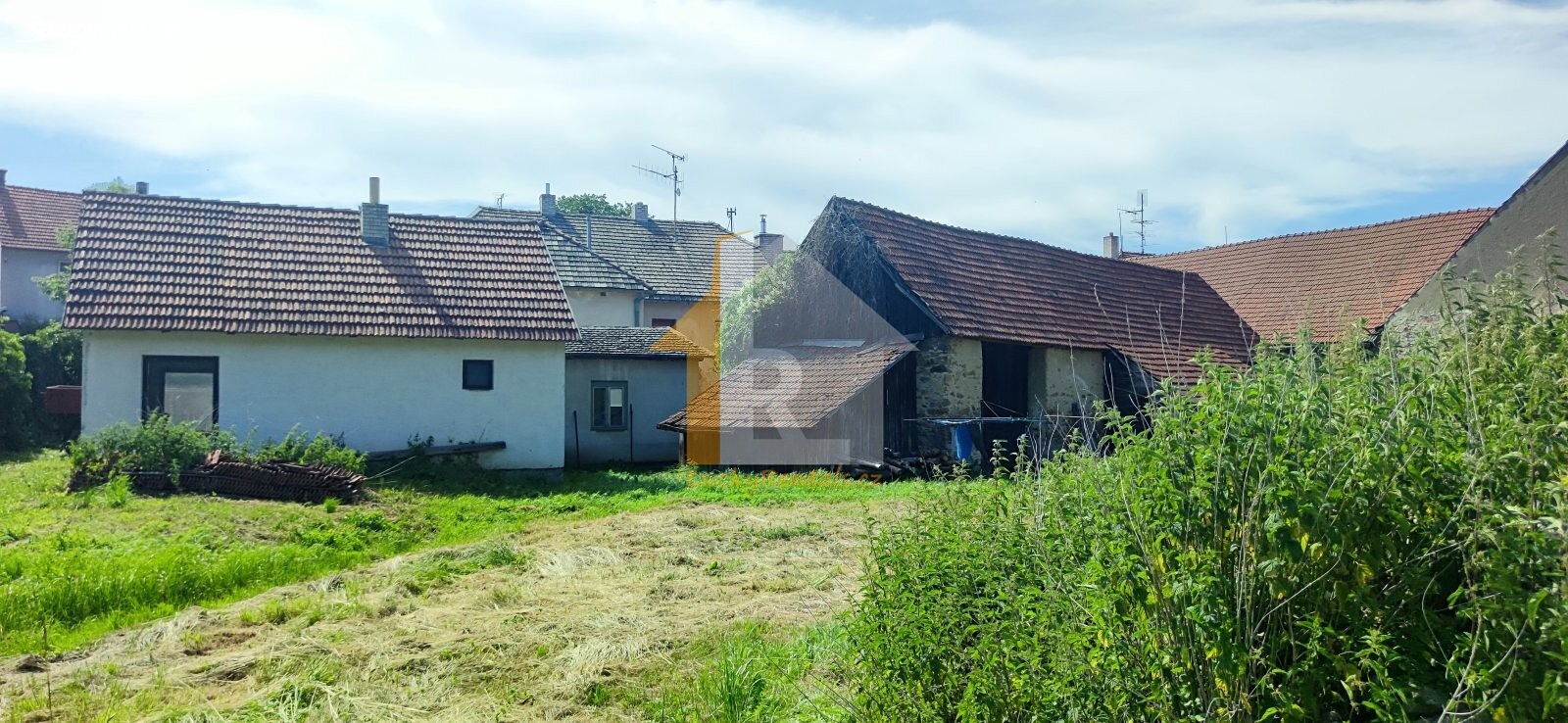 Prodej  rodinného domu 483 m², pozemek 2 879 m², Bransouze, okres Třebíč