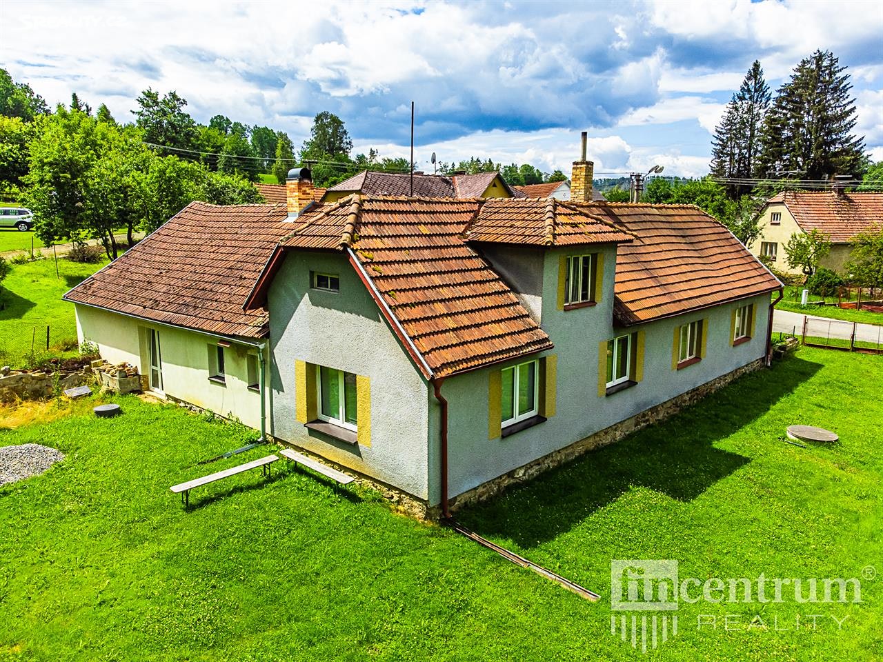Prodej  rodinného domu 210 m², pozemek 1 203 m², Pelhřimov - Benátky, okres Pelhřimov