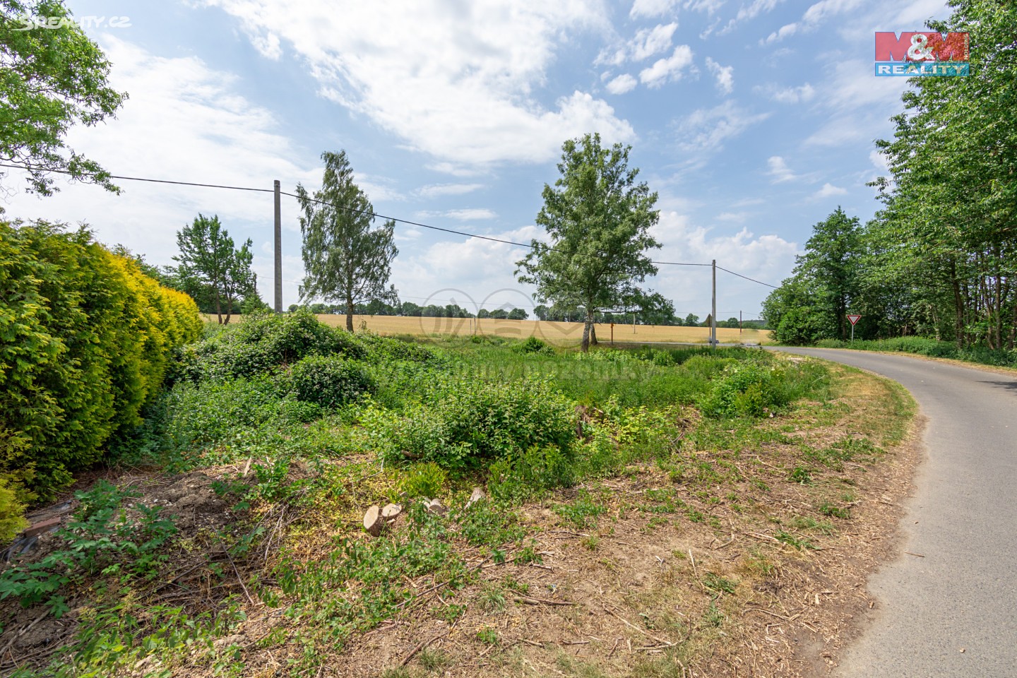 Prodej  stavebního pozemku 1 000 m², Lipová - Horní Lažany, okres Cheb