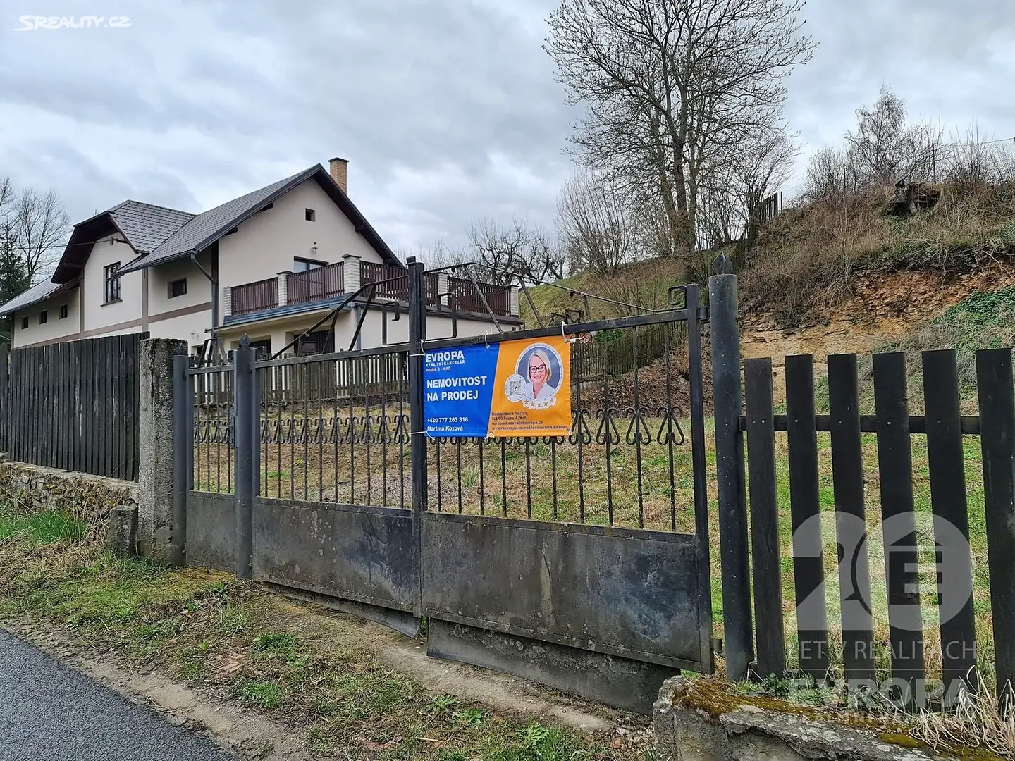 Prodej  stavebního pozemku 477 m², Loukovec, okres Mladá Boleslav