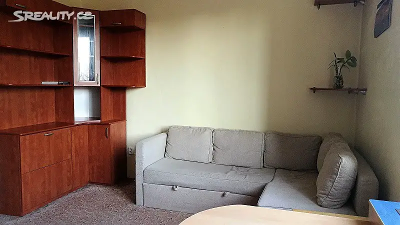 Pronájem bytu 1+kk 27 m², U Sokolovny, Ostrava - Petřkovice