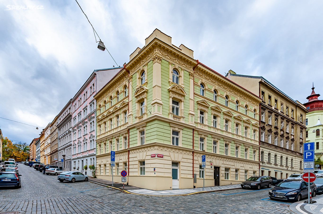Pronájem bytu 1+kk 18 m², Černomořská, Praha 10 - Vršovice