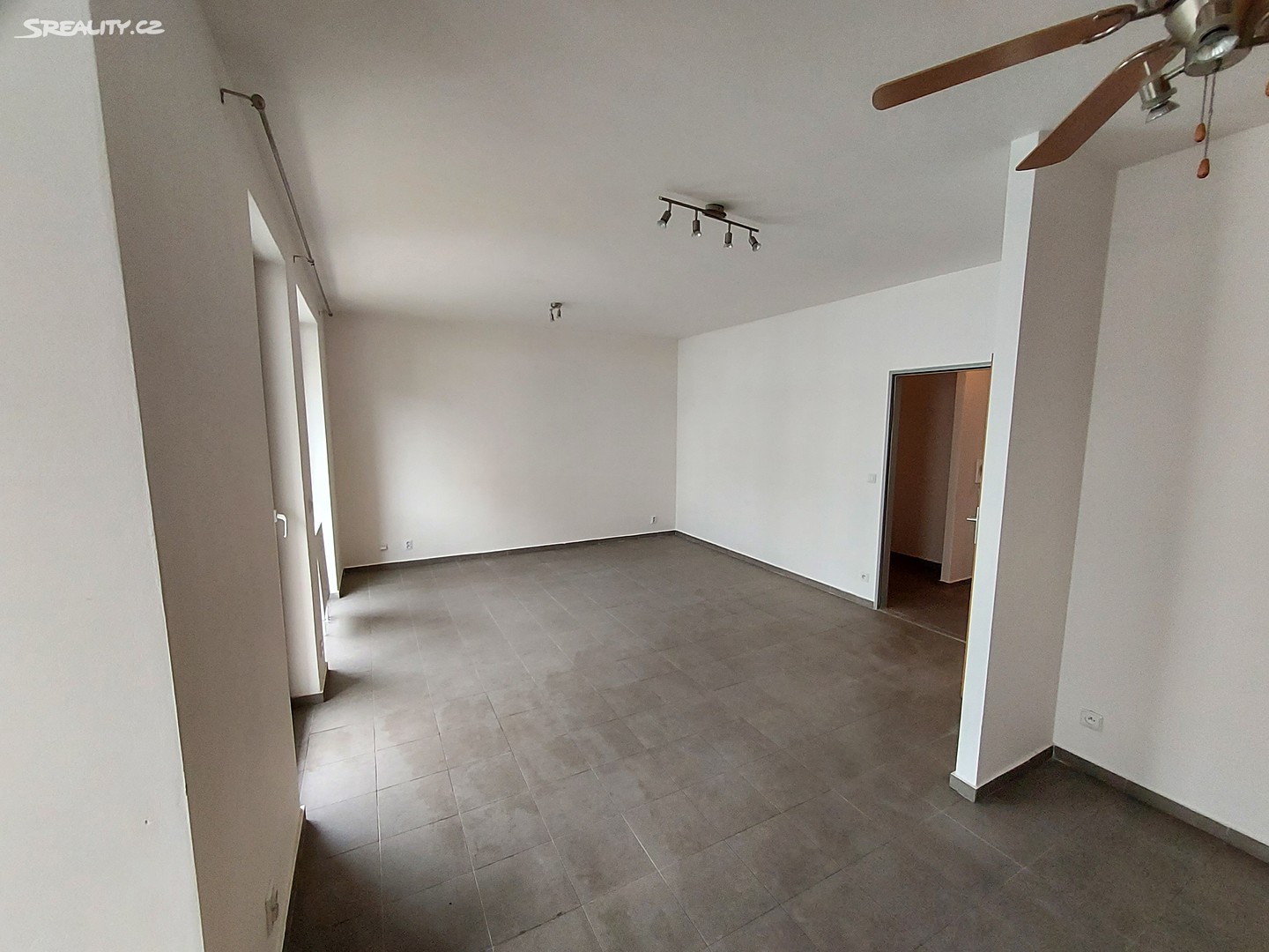 Pronájem bytu 1+kk 43 m², Březnická, Zlín