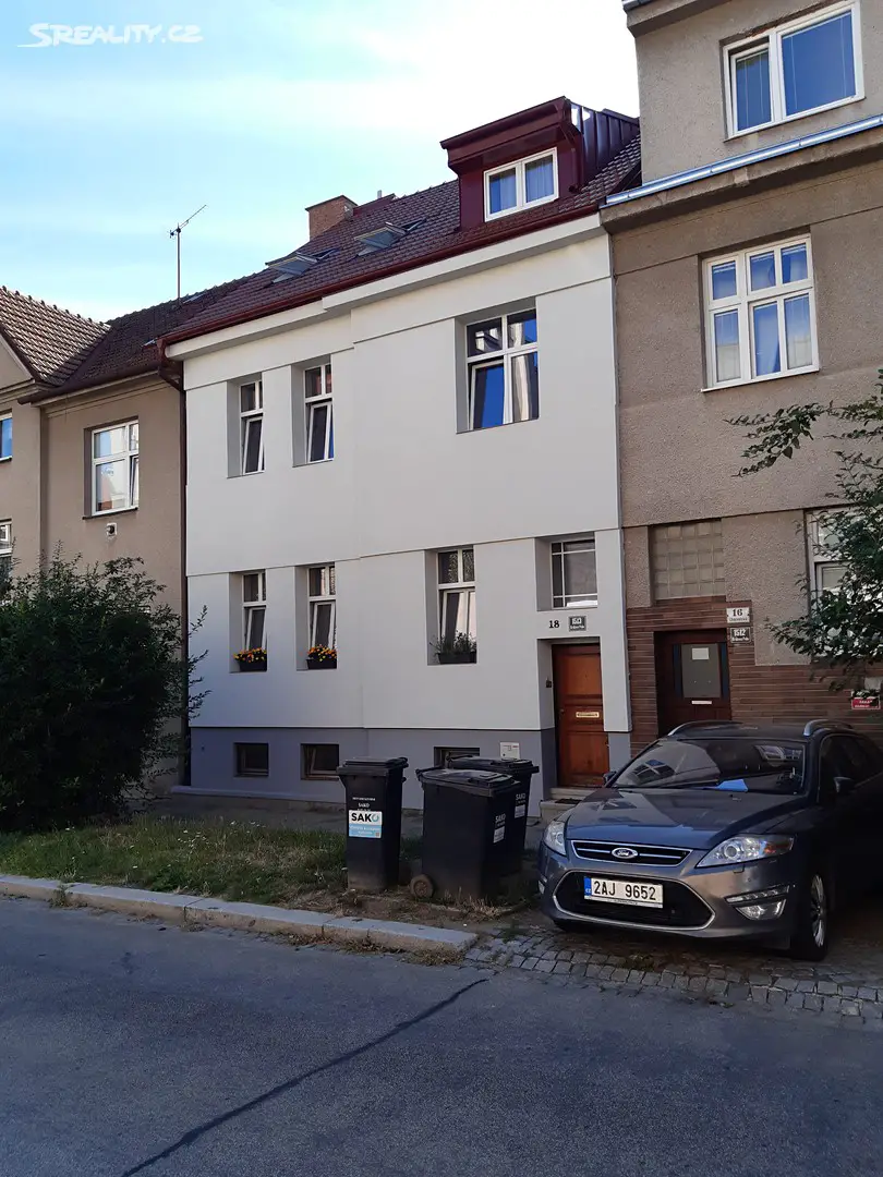 Pronájem bytu 2+1 64 m², Charvatská, Brno - Královo Pole